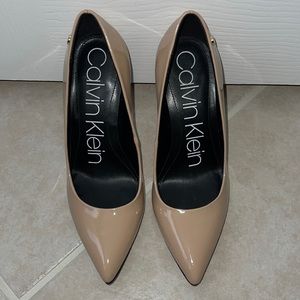 Calvin Klein nude heels size 6.5
